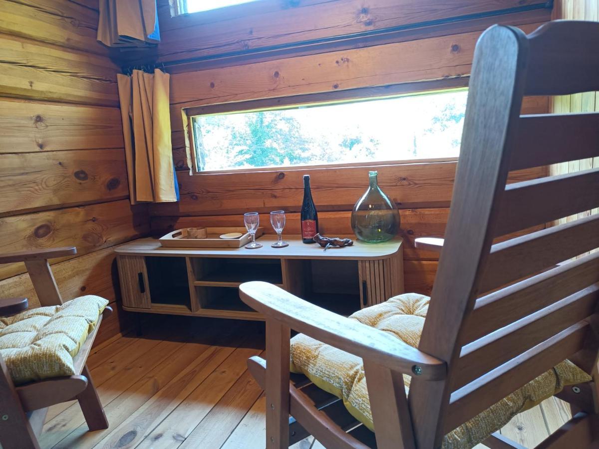 مبيت وإفطار Les Bois-d'Anjou Maison D'Hotes La Chouanniere المظهر الخارجي الصورة