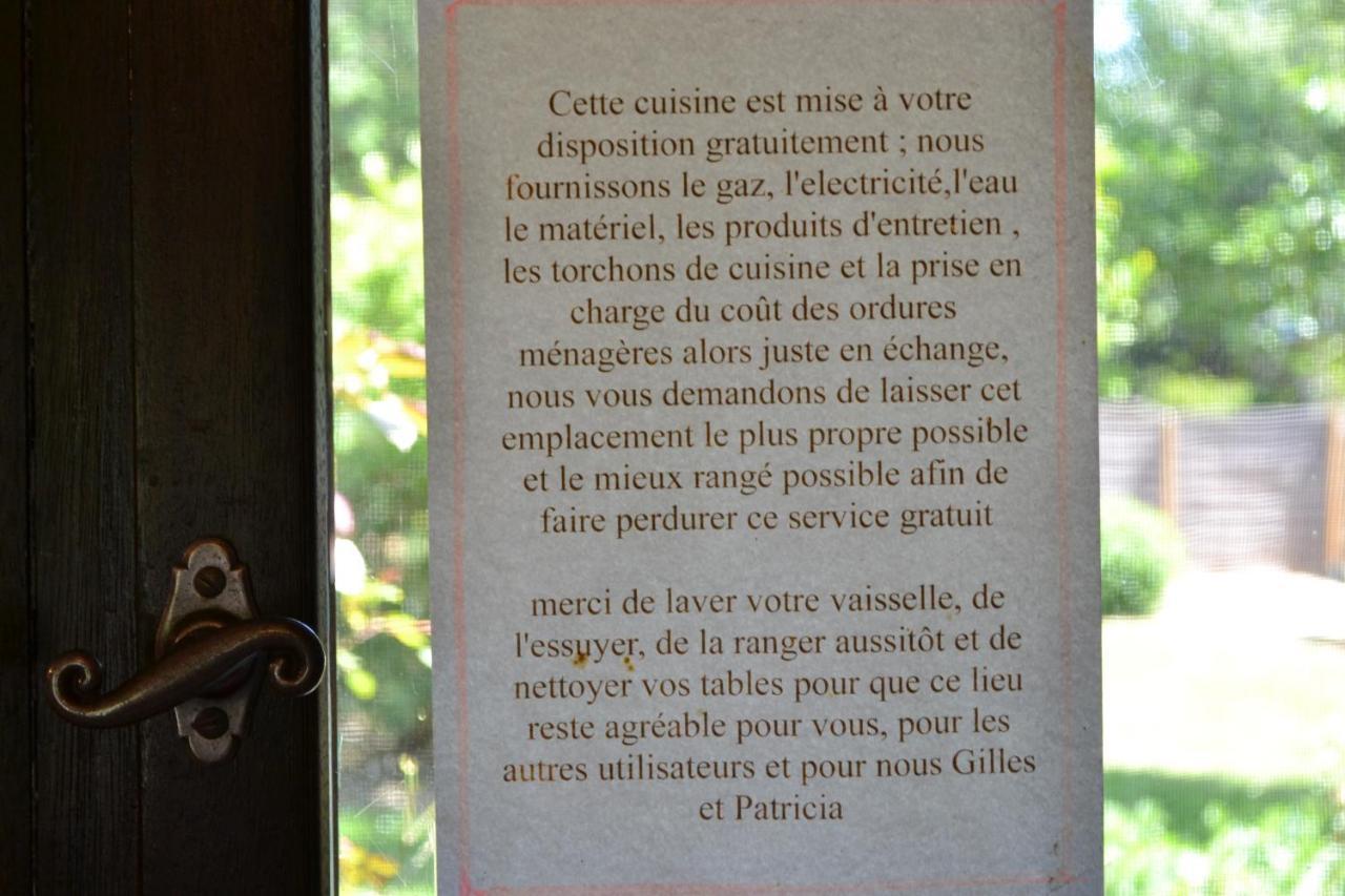 مبيت وإفطار Les Bois-d'Anjou Maison D'Hotes La Chouanniere المظهر الخارجي الصورة
