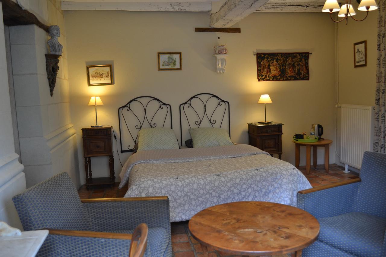 مبيت وإفطار Les Bois-d'Anjou Maison D'Hotes La Chouanniere المظهر الخارجي الصورة